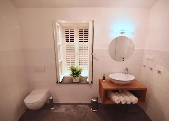 Cava Appartement *