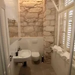 Cava דירה