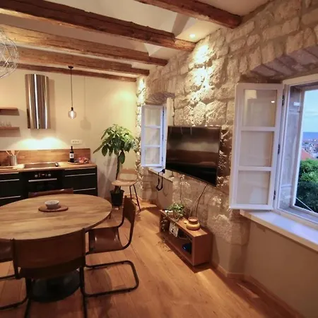 Apartment Cava *