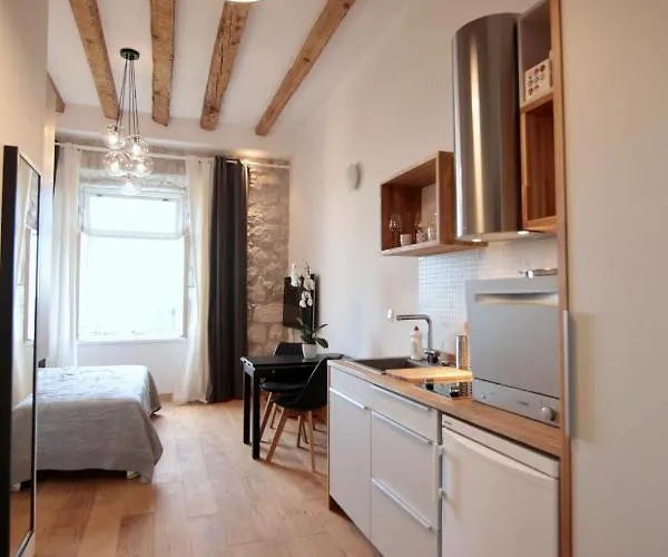 Cava Apartament