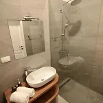 Cava *